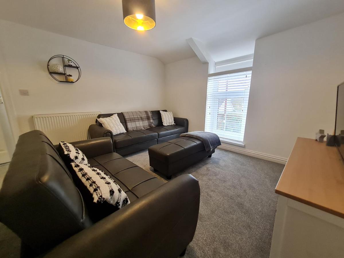 Perfect Location 3 Bed Serviced Apartment With Bike Storage For Bpw. Close To Brecon Beacons Merthyr Tydfil Eksteriør billede